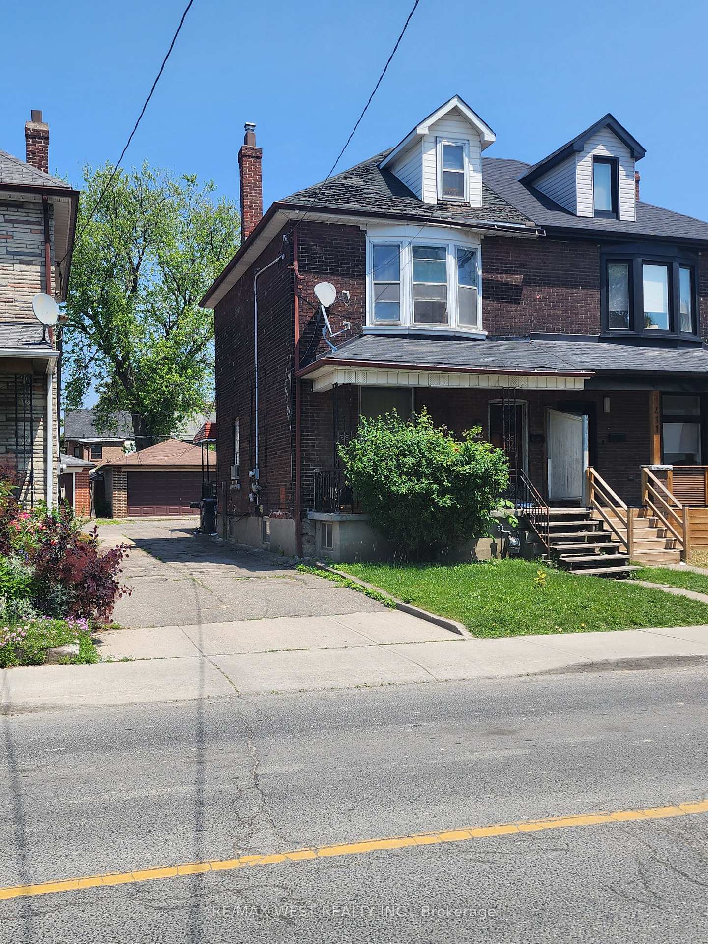 Front of 415 Symington Avenue