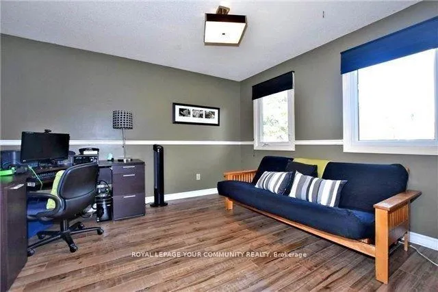 Photo 10 of 51 Falan Heights Crescent, Aurora, Aurora Heights — HOMEH