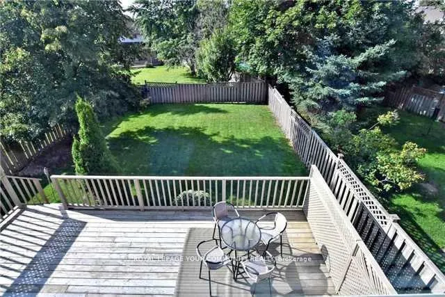 Photo 13 of 51 Falan Heights Crescent, Aurora, Aurora Heights — HOMEH