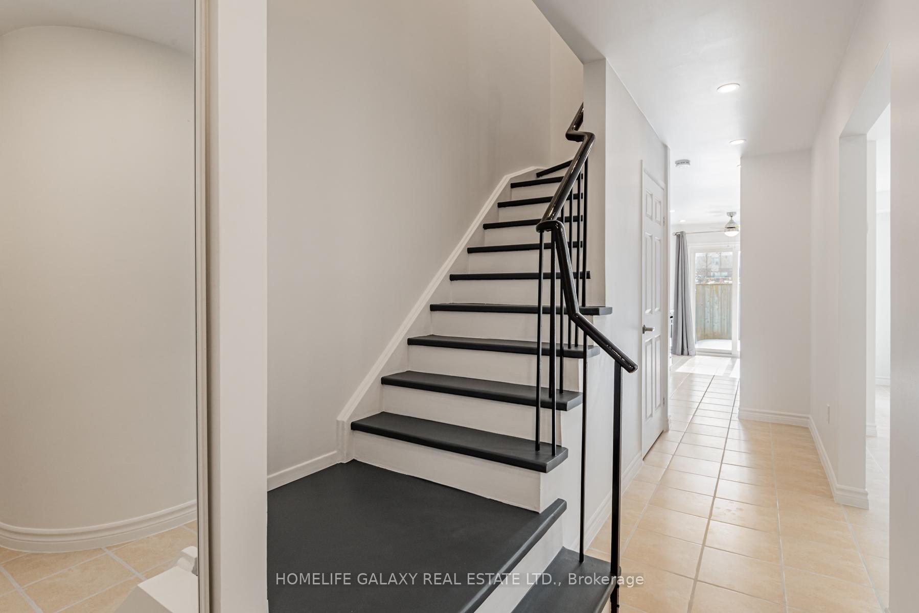 Photo 4 of Unit 19, 38 Scarfair Path Way, Scarborough, Malvern — HOMEH