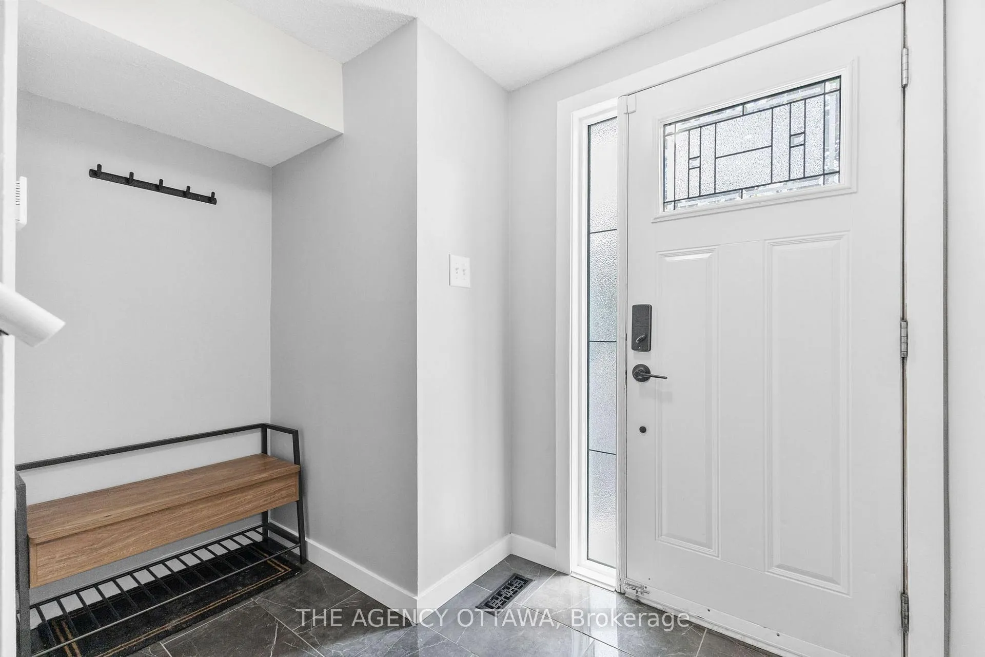 Photo 37 of 602 Seyton Drive, Ottawa, Westcliffe Estates — HOMEH