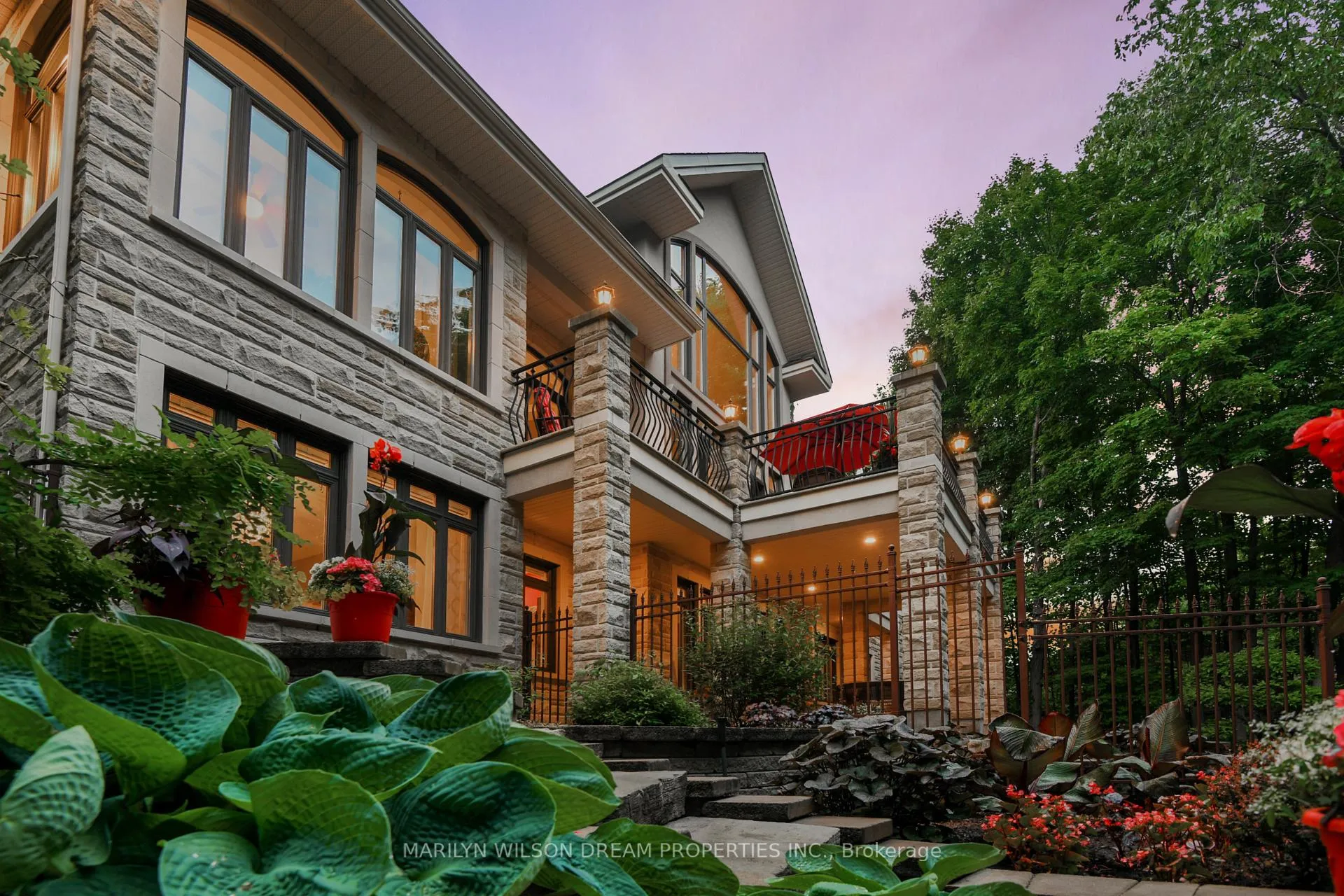 Photo 4 of 38 Rothwell Drive, Ottawa, Rothwell Heights — HOMEH