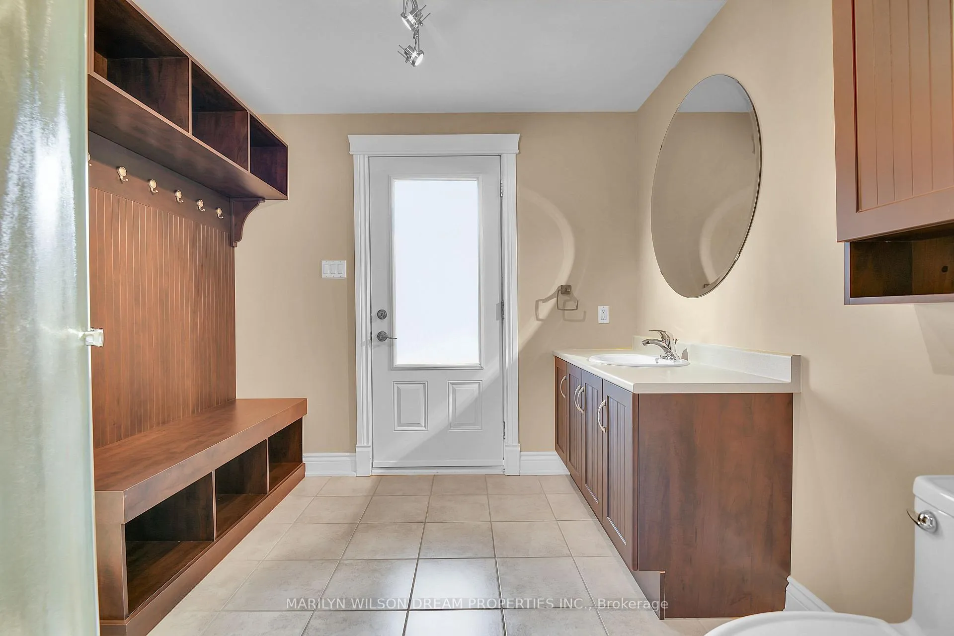 Photo 36 of 38 Rothwell Drive, Ottawa, Rothwell Heights — HOMEH