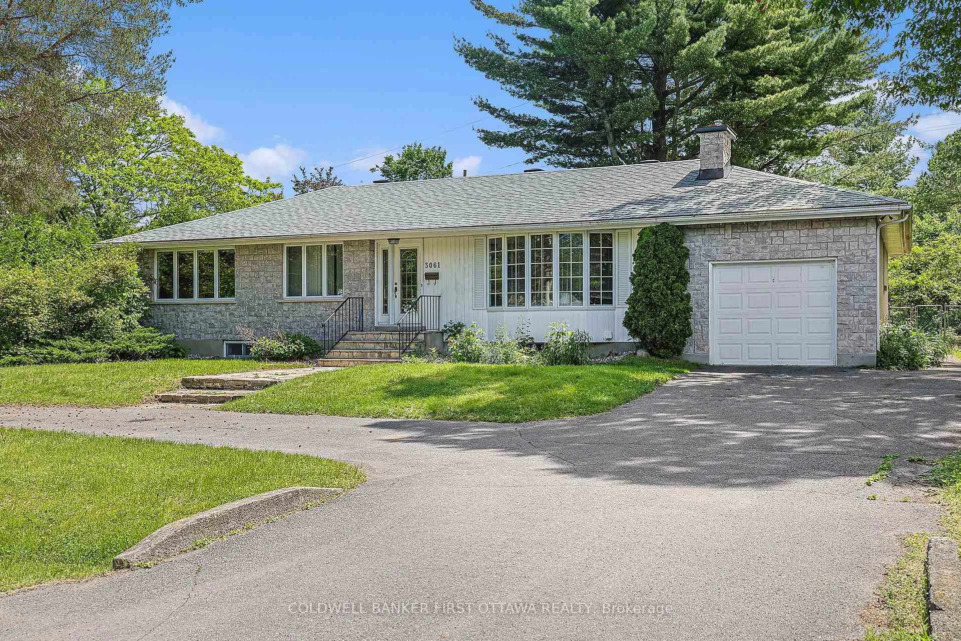 Photo 1 of 3061 Upper Otterson Place, Ottawa, Mooneys Bay/Revelstoke — HOMEH