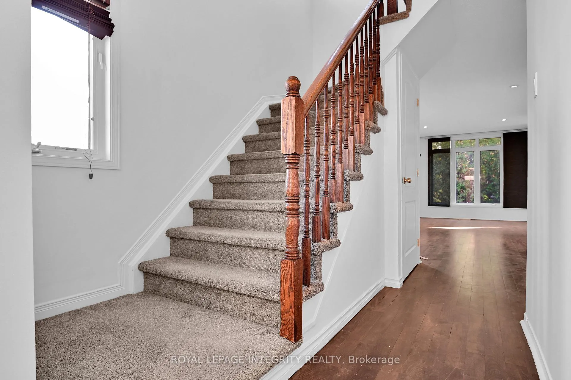 Photo 18 of 137 Tall Oak Private, Ottawa, Riverview Park — HOMEH