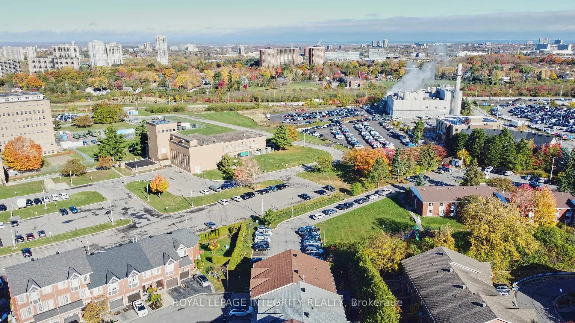 Photo 120 of 137 Tall Oak Private, Ottawa, Riverview Park — HOMEH