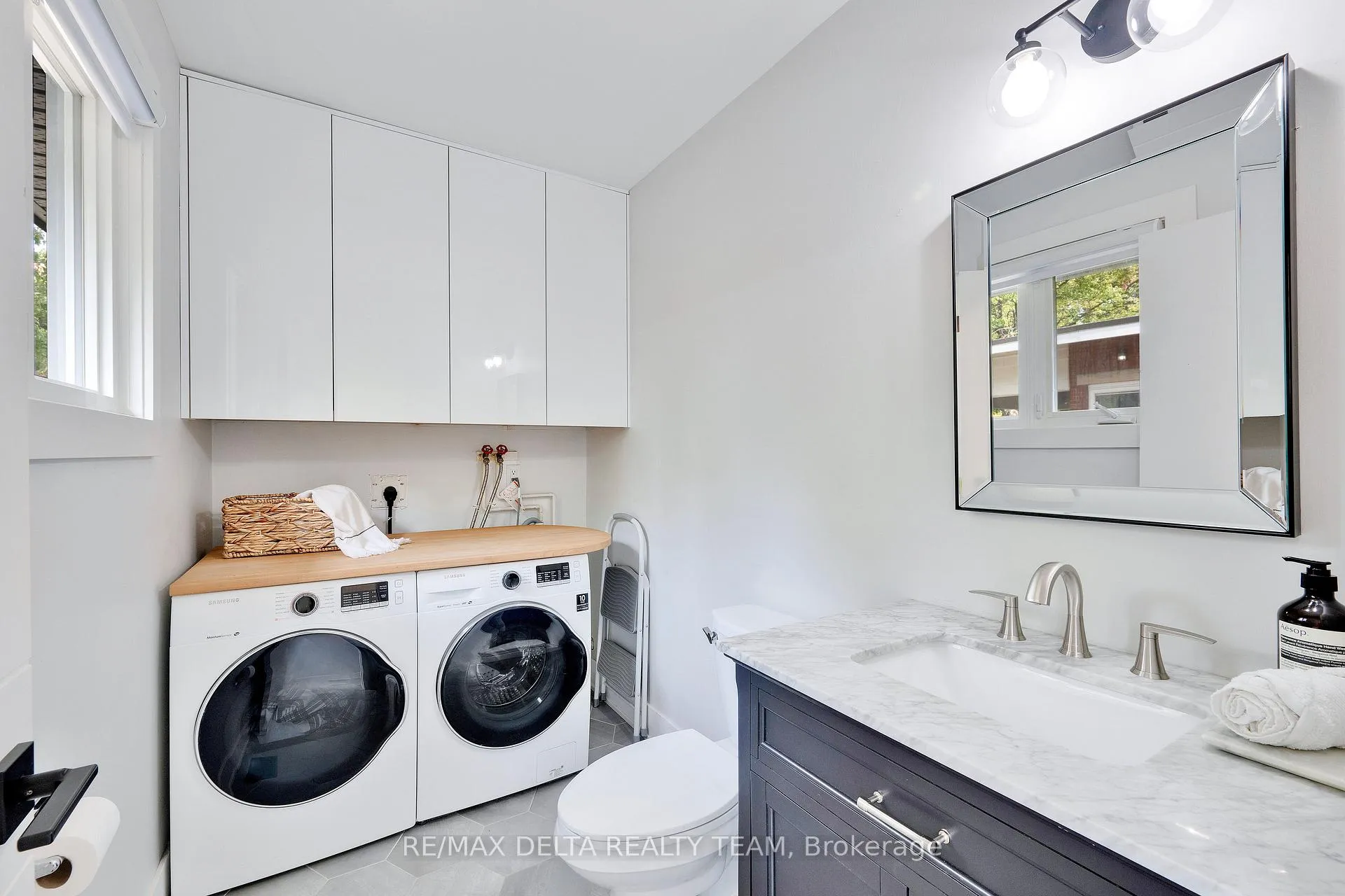Photo 18 of 2556 Gravelle Crescent, Ottawa, Blackburn Hamlet — HOMEH