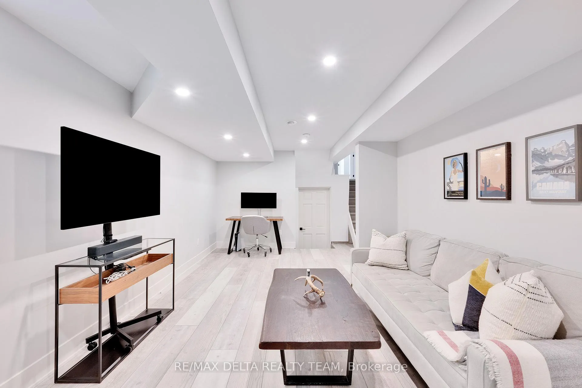 Photo 26 of 2556 Gravelle Crescent, Ottawa, Blackburn Hamlet — HOMEH