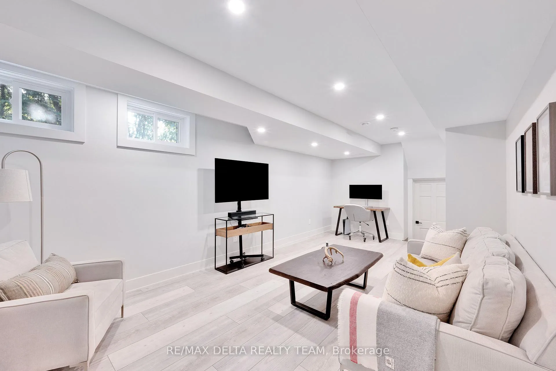 Photo 28 of 2556 Gravelle Crescent, Ottawa, Blackburn Hamlet — HOMEH