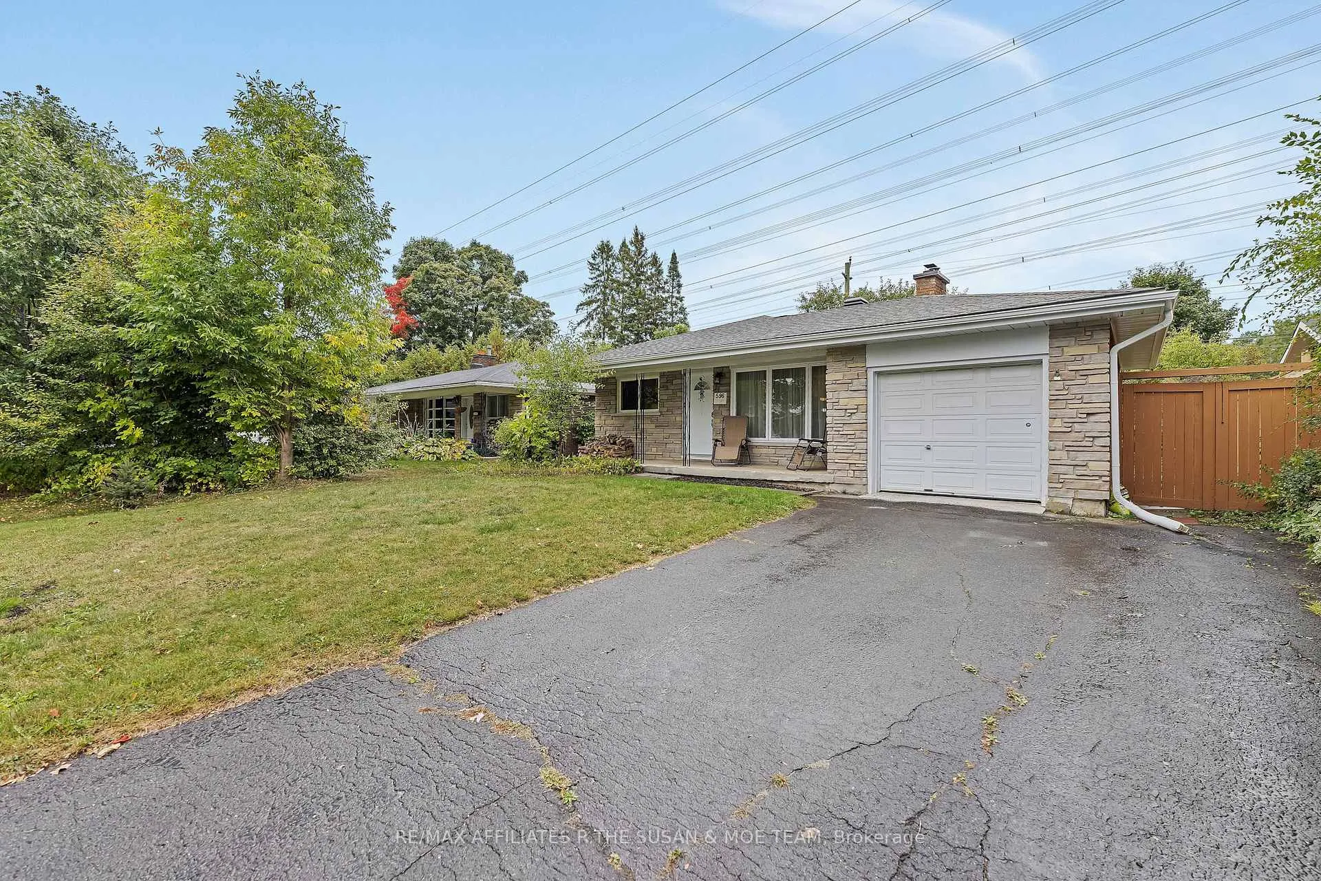 Photo 37 of 596 Dickinson Avenue, Ottawa, Riverside Park South — HOMEH
