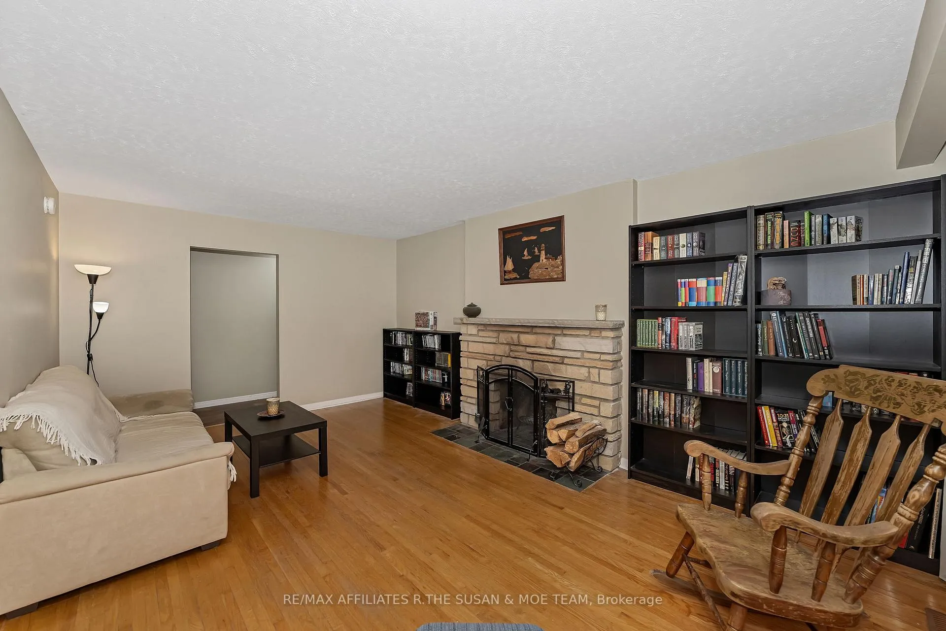 Photo 34 of 596 Dickinson Avenue, Ottawa, Riverside Park South — HOMEH