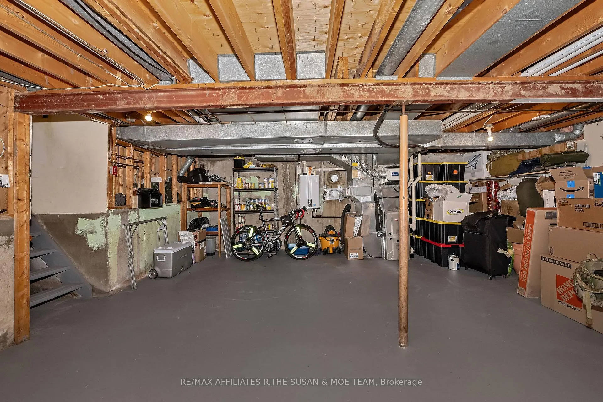 Photo 105 of 596 Dickinson Avenue, Ottawa, Riverside Park South — HOMEH