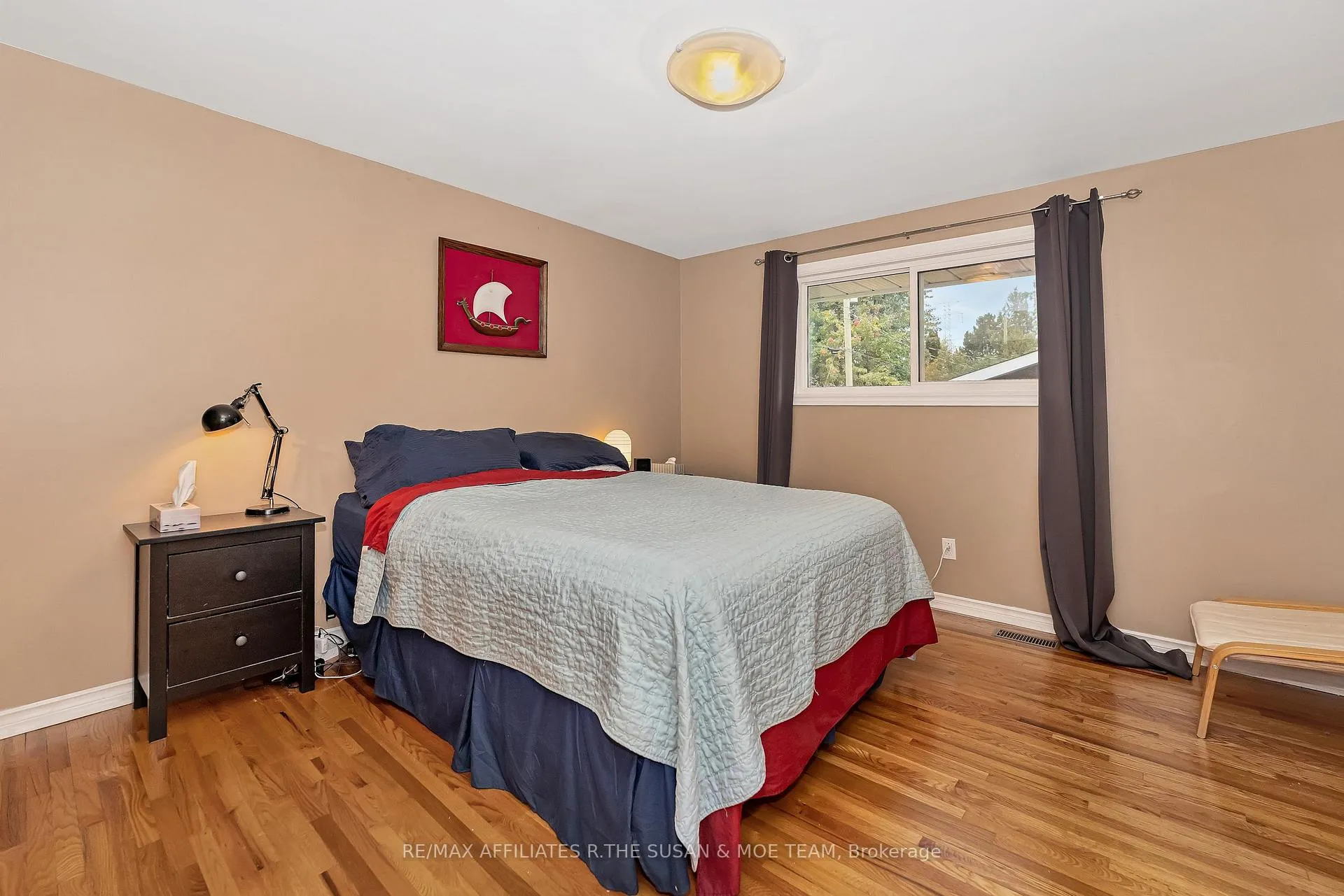 Photo 109 of 596 Dickinson Avenue, Ottawa, Riverside Park South — HOMEH
