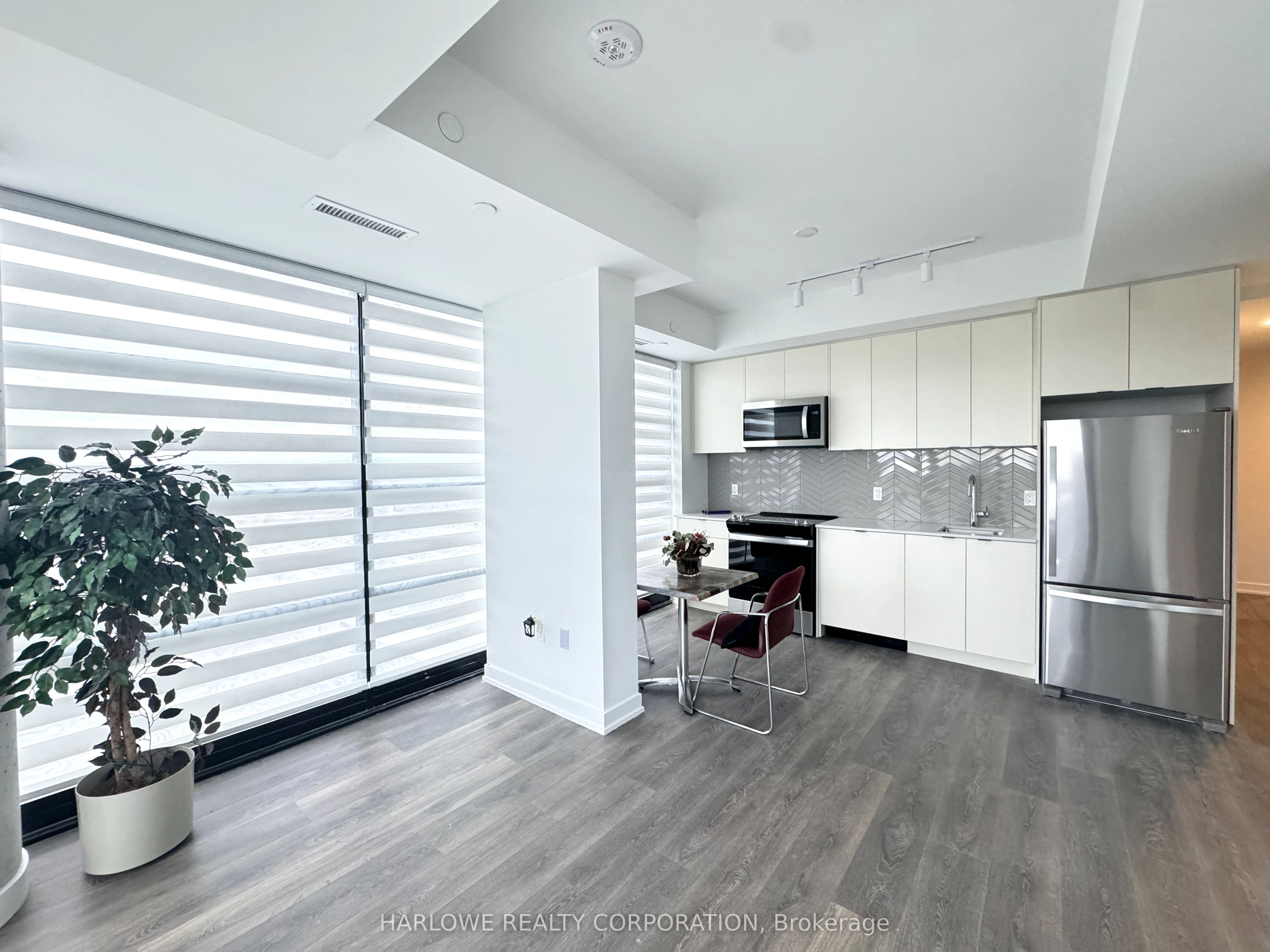 Photo 19 of Unit 1409 A, 1606 Charles Street, Whitby, Port Whitby — HOMEH