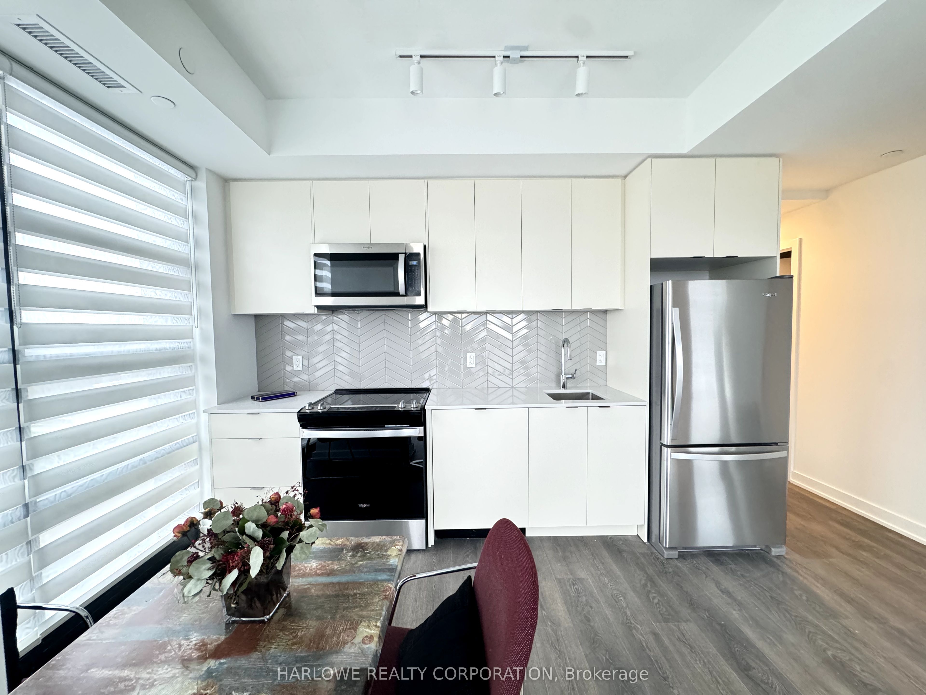 Photo 2 of Unit 1409 A, 1606 Charles Street, Whitby, Port Whitby — HOMEH