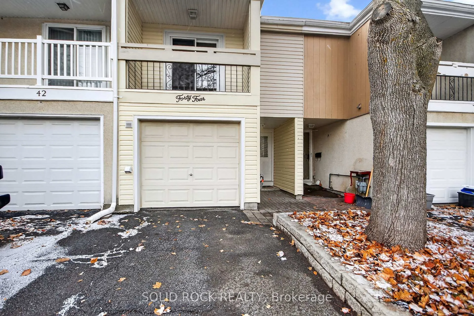 Front of 44 Tybalt Crescent