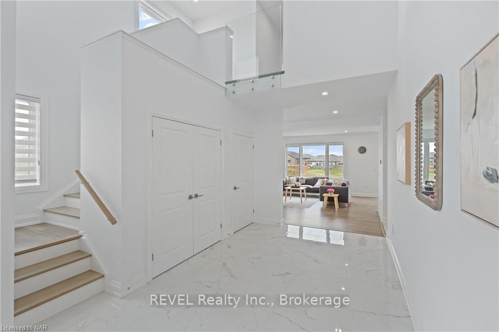 Photo 5 of 24 Sparkle Drive, Thorold, Rolling Meadows — HOMEH