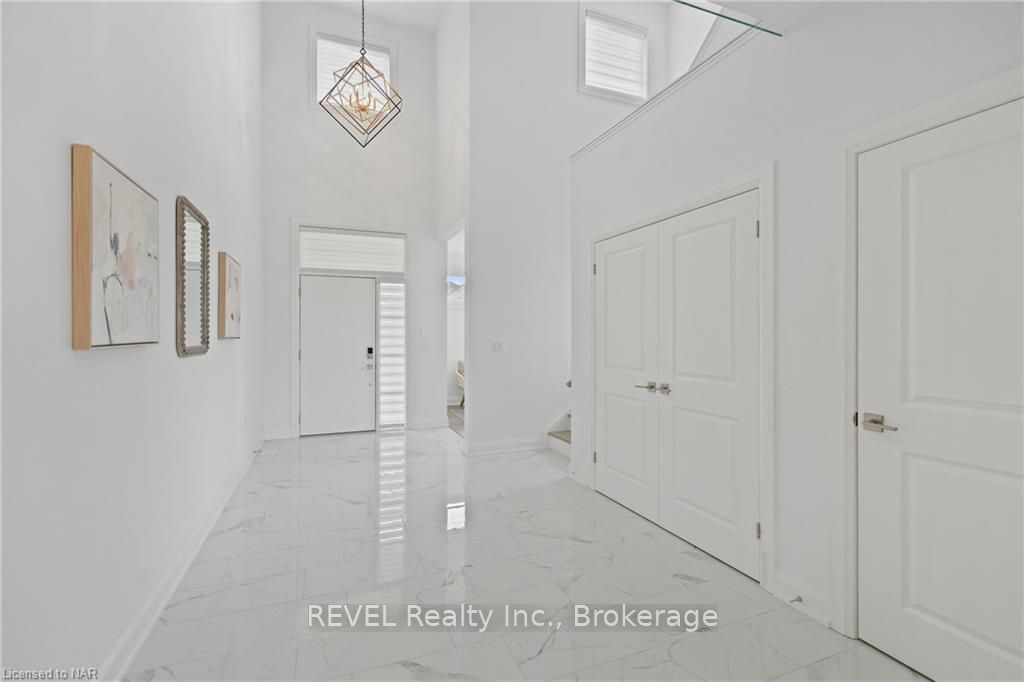 Photo 7 of 24 Sparkle Drive, Thorold, Rolling Meadows — HOMEH