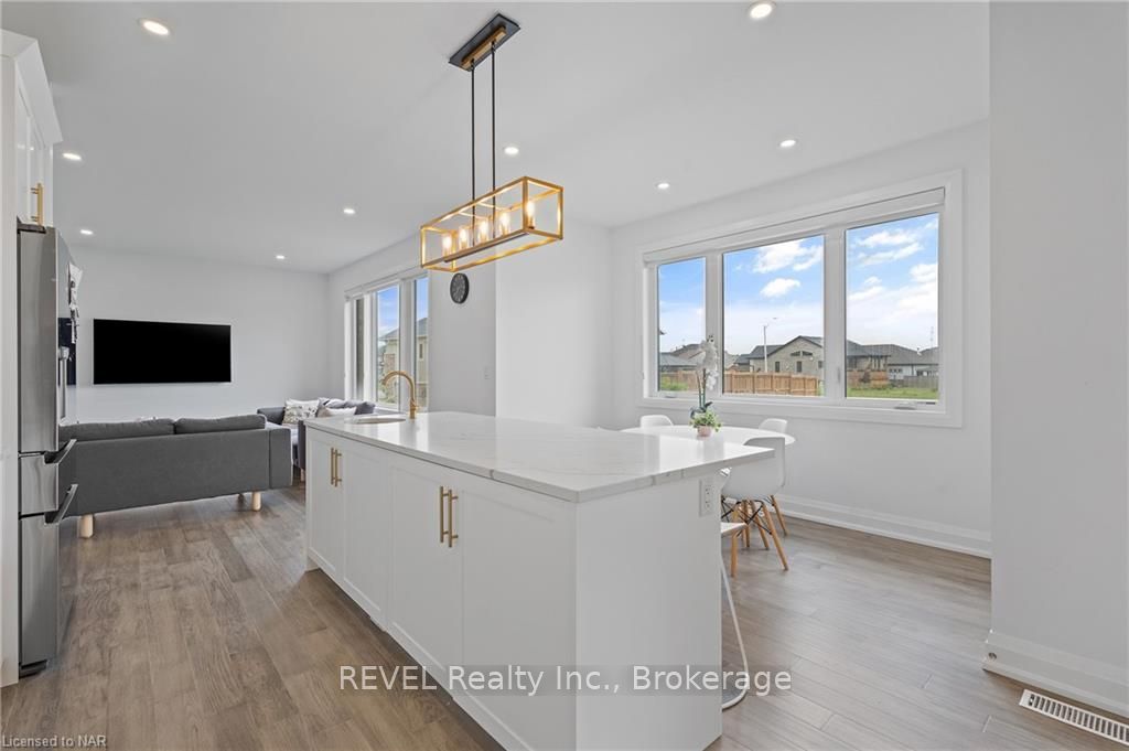 Photo 17 of 24 Sparkle Drive, Thorold, Rolling Meadows — HOMEH