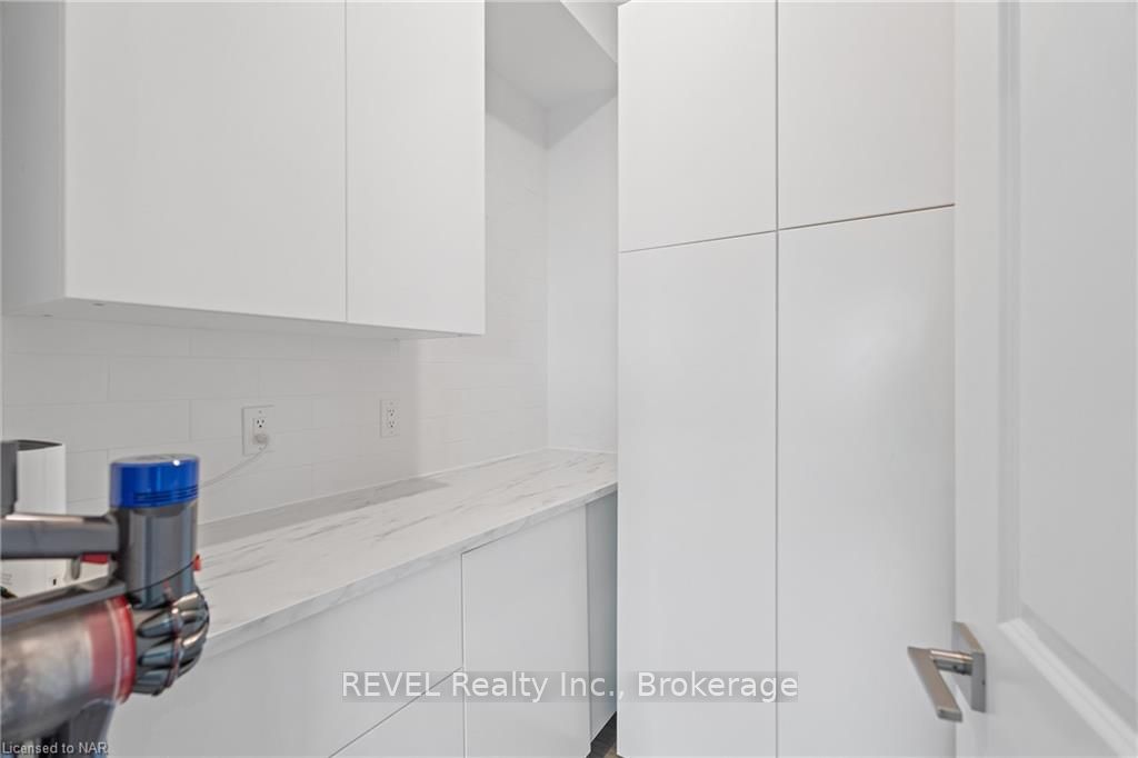 Photo 18 of 24 Sparkle Drive, Thorold, Rolling Meadows — HOMEH