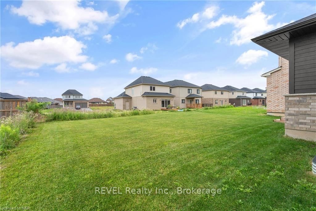 Photo 35 of 24 Sparkle Drive, Thorold, Rolling Meadows — HOMEH
