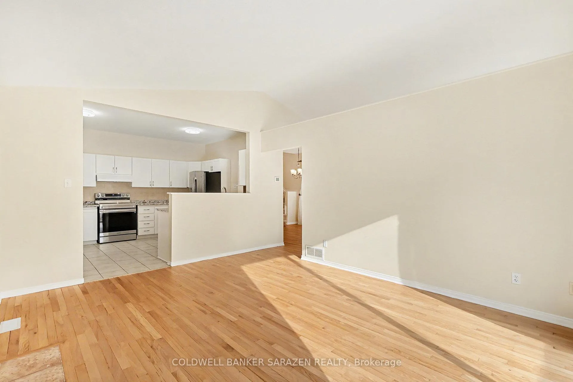 Photo 16 of 5132 Lerner Way, Ottawa, Beacon Hill South — HOMEH