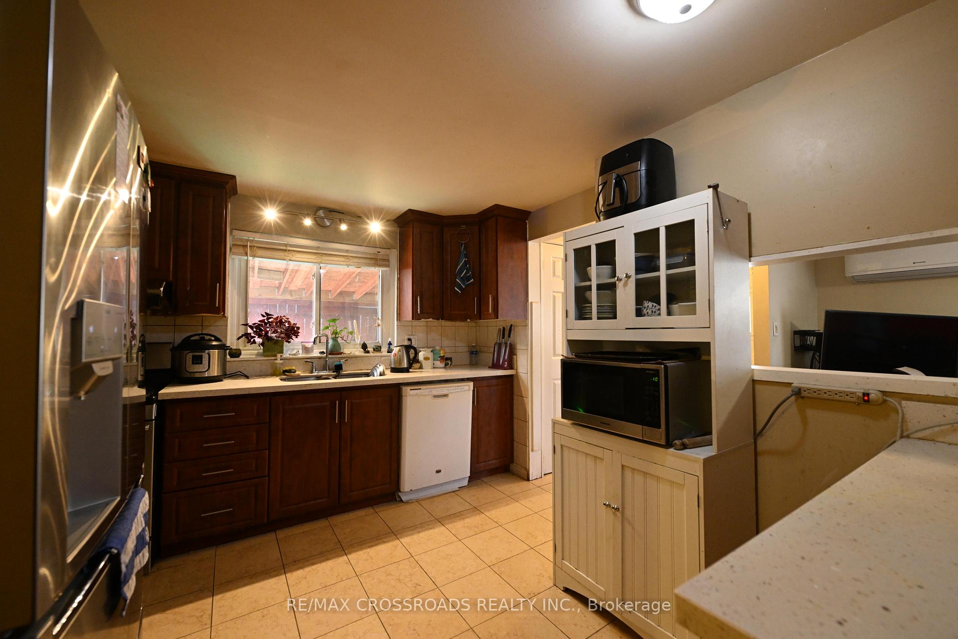 Photo 5 of 41 Gemshaw Crescent, Scarborough, Malvern — HOMEH