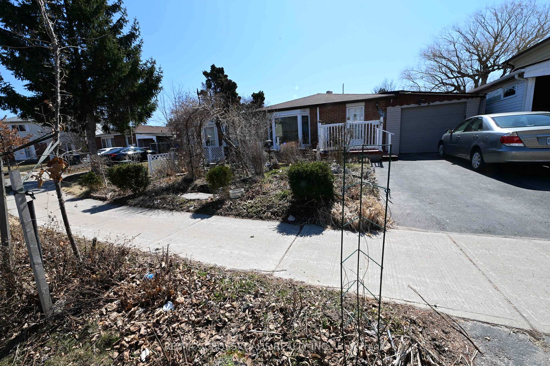Photo 16 of 41 Gemshaw Crescent, Scarborough, Malvern — HOMEH