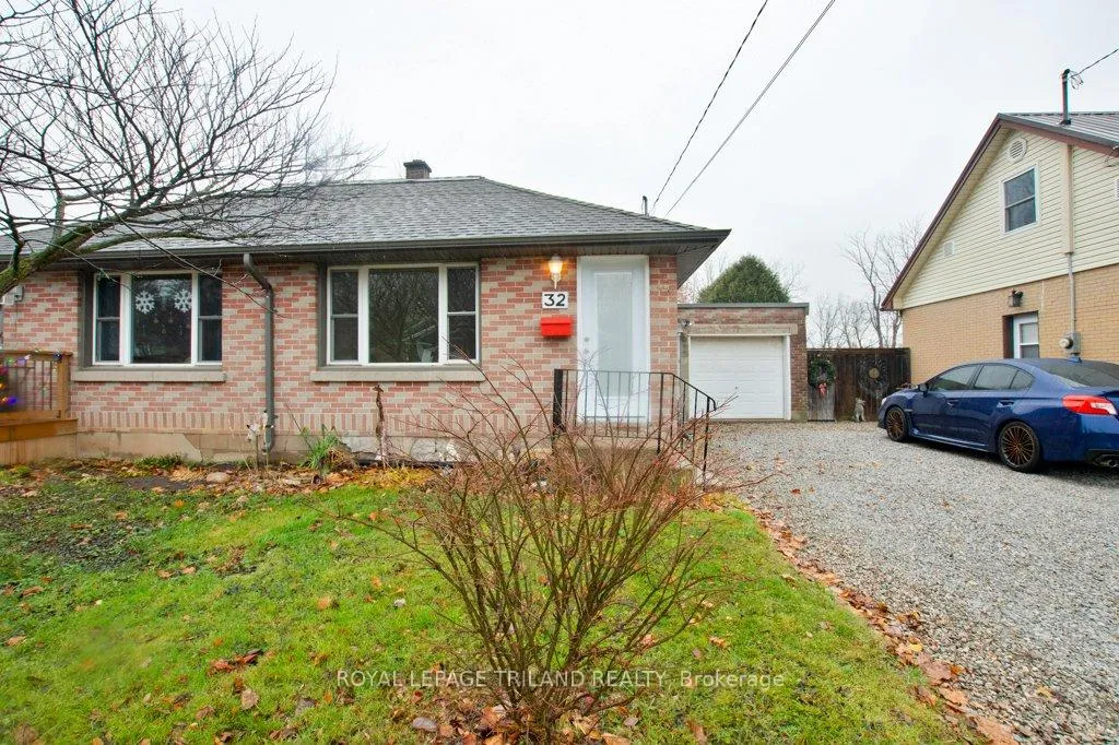 Photo 5 of 32 Linden Street, Aylmer — HOMEH