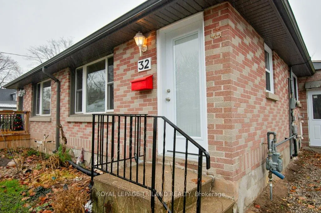 Photo 10 of 32 Linden Street, Aylmer — HOMEH