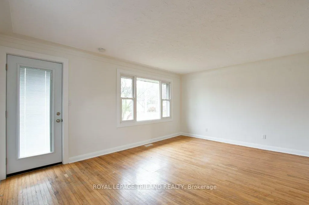 Photo 17 of 32 Linden Street, Aylmer — HOMEH