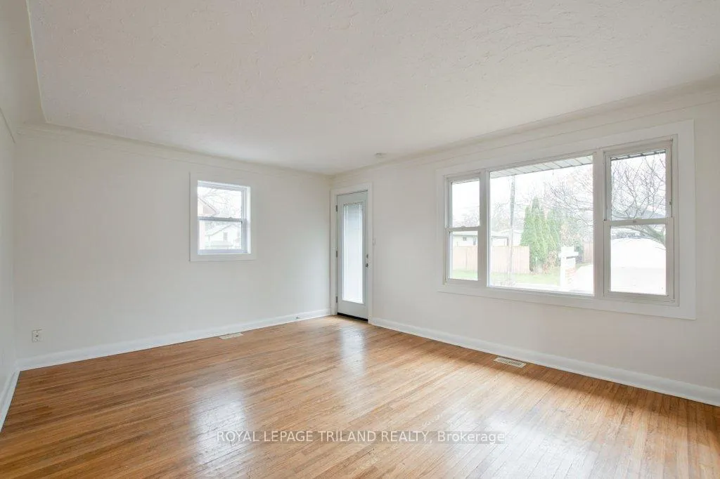 Photo 21 of 32 Linden Street, Aylmer — HOMEH