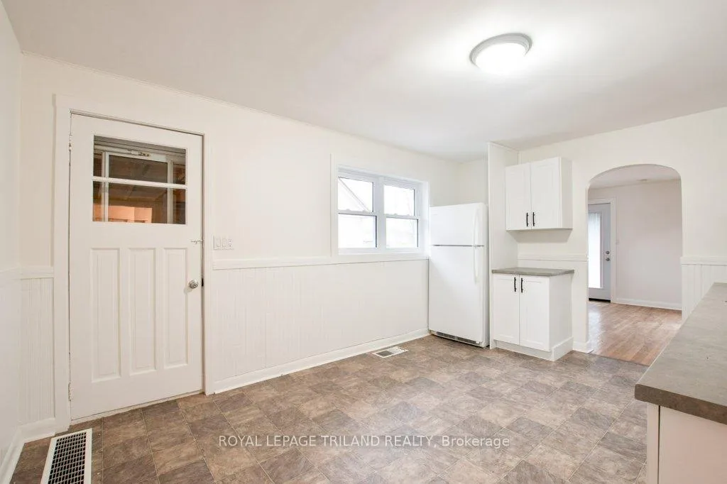 Photo 27 of 32 Linden Street, Aylmer — HOMEH