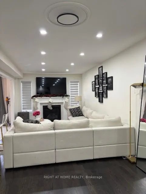 Photo 35 of 106 Whitefoot Crescent, Ajax, South East — HOMEH