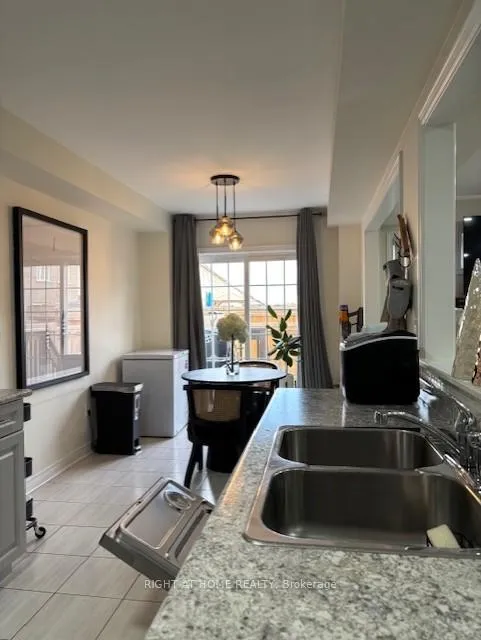 Photo 95 of 106 Whitefoot Crescent, Ajax, South East — HOMEH