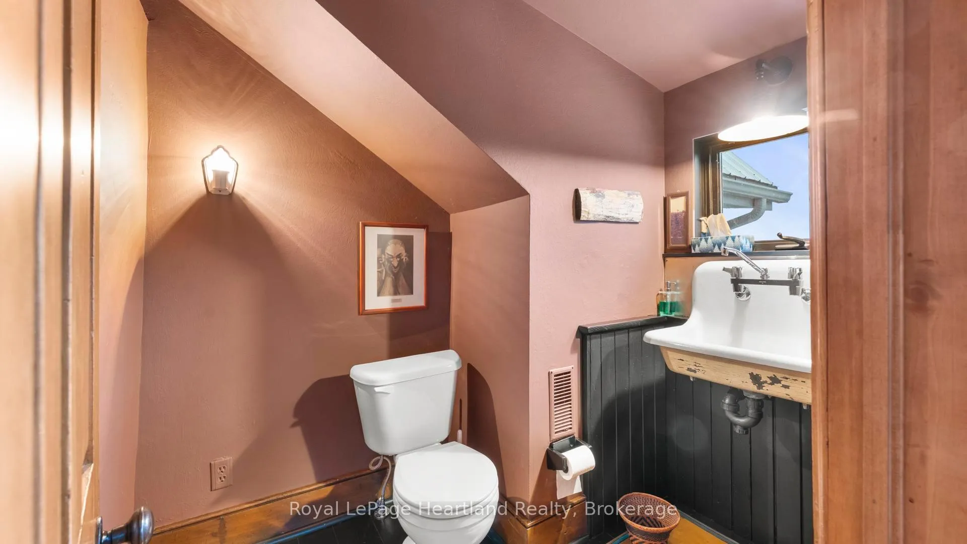 Photo 30 of 38 Albert Street, Ashfield-Colborne-Wawanosh, Ashfield — HOMEH