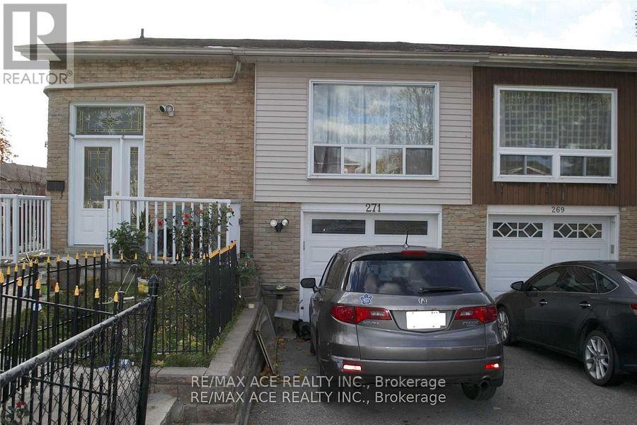 Front of Unit Bsmt, 271 Braymore Boulevard