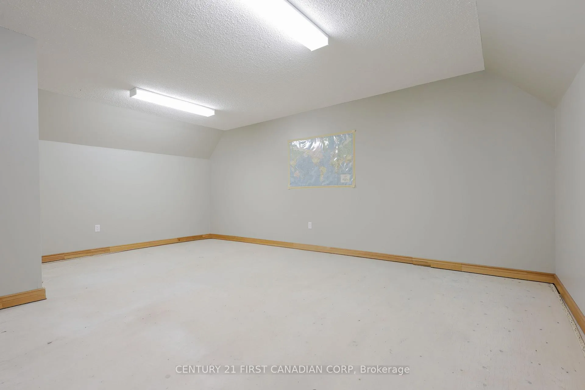 Photo 26 of 3480 Cuddy Drive, Adelaide Metcalfe, Rural Adelaide Metcalfe — HOMEH