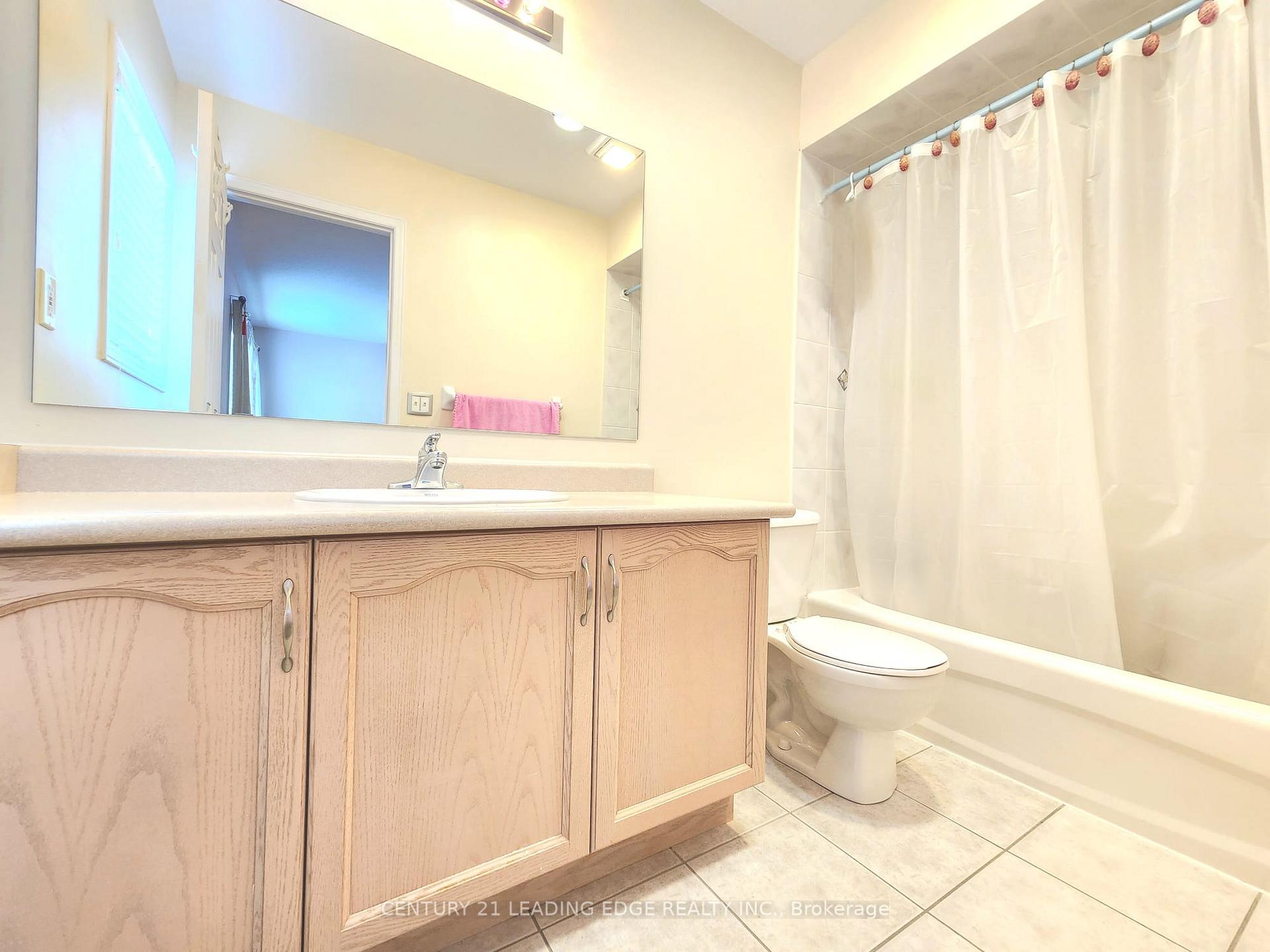 Photo 17 of 146 Gristone Crescent, Scarborough, Rouge — HOMEH