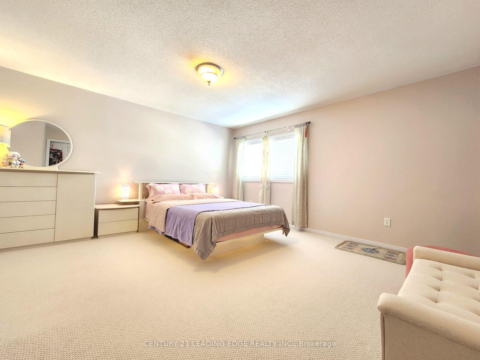 Photo 19 of 146 Gristone Crescent, Scarborough, Rouge — HOMEH