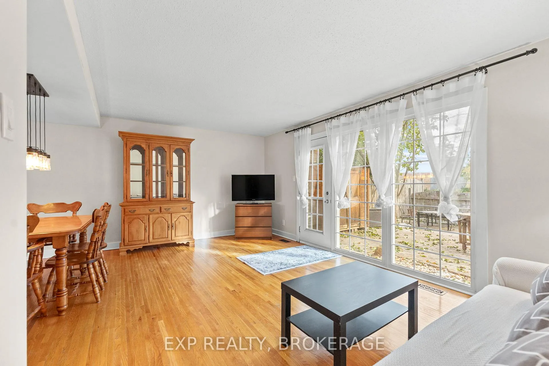 Photo 73 of 896 Walkley Road, Ottawa, Riverside Park South — HOMEH