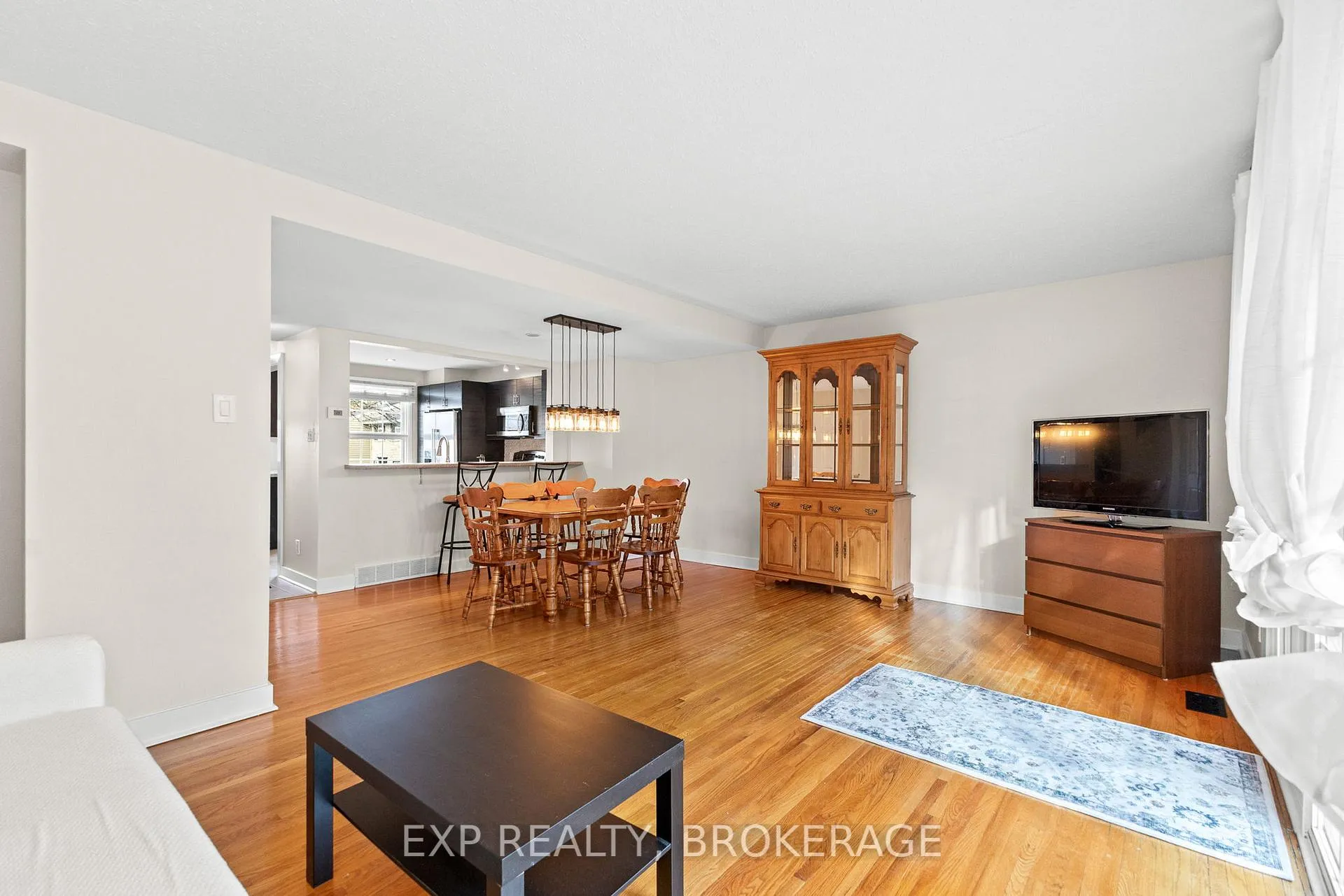 Photo 76 of 896 Walkley Road, Ottawa, Riverside Park South — HOMEH