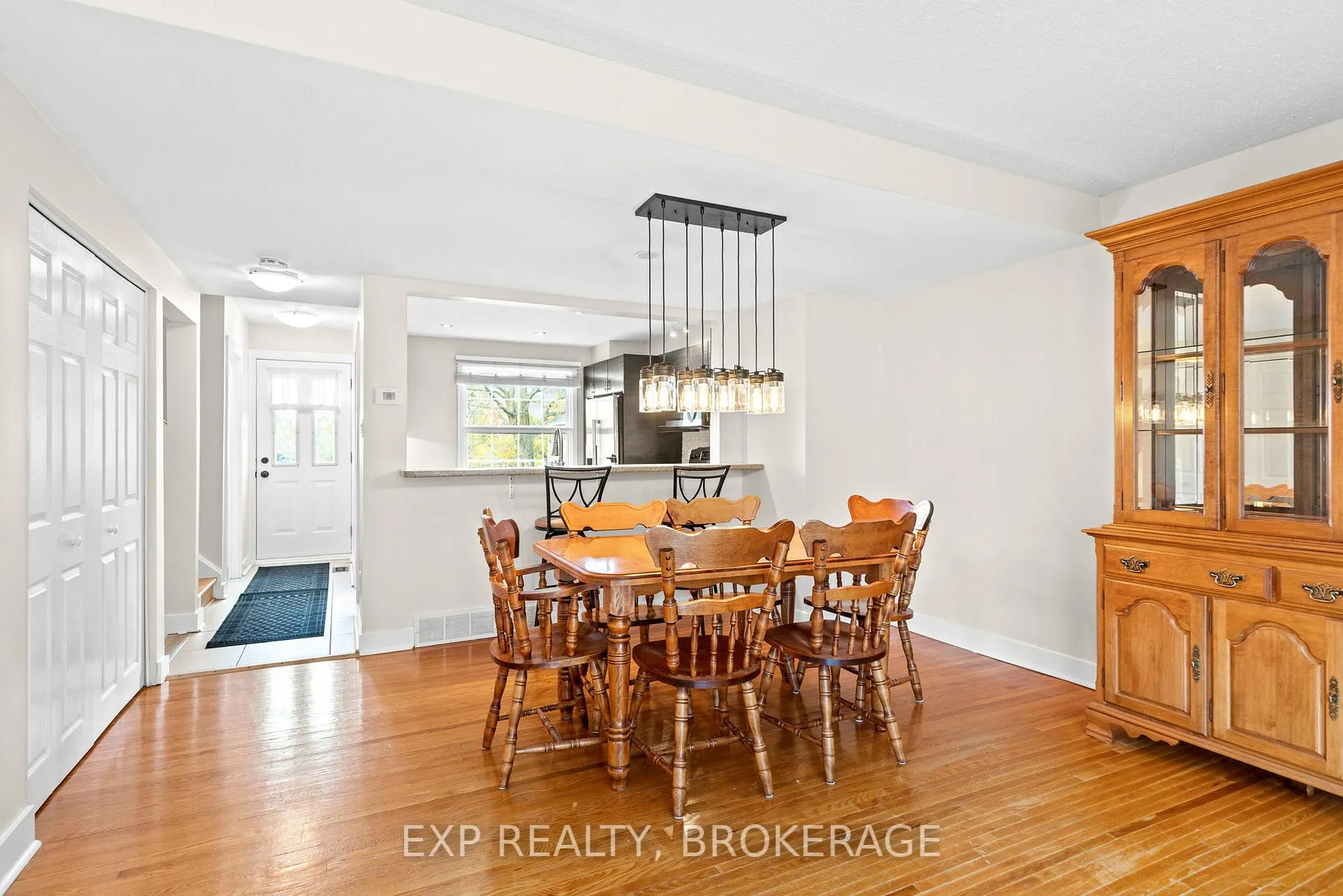Photo 85 of 896 Walkley Road, Ottawa, Riverside Park South — HOMEH