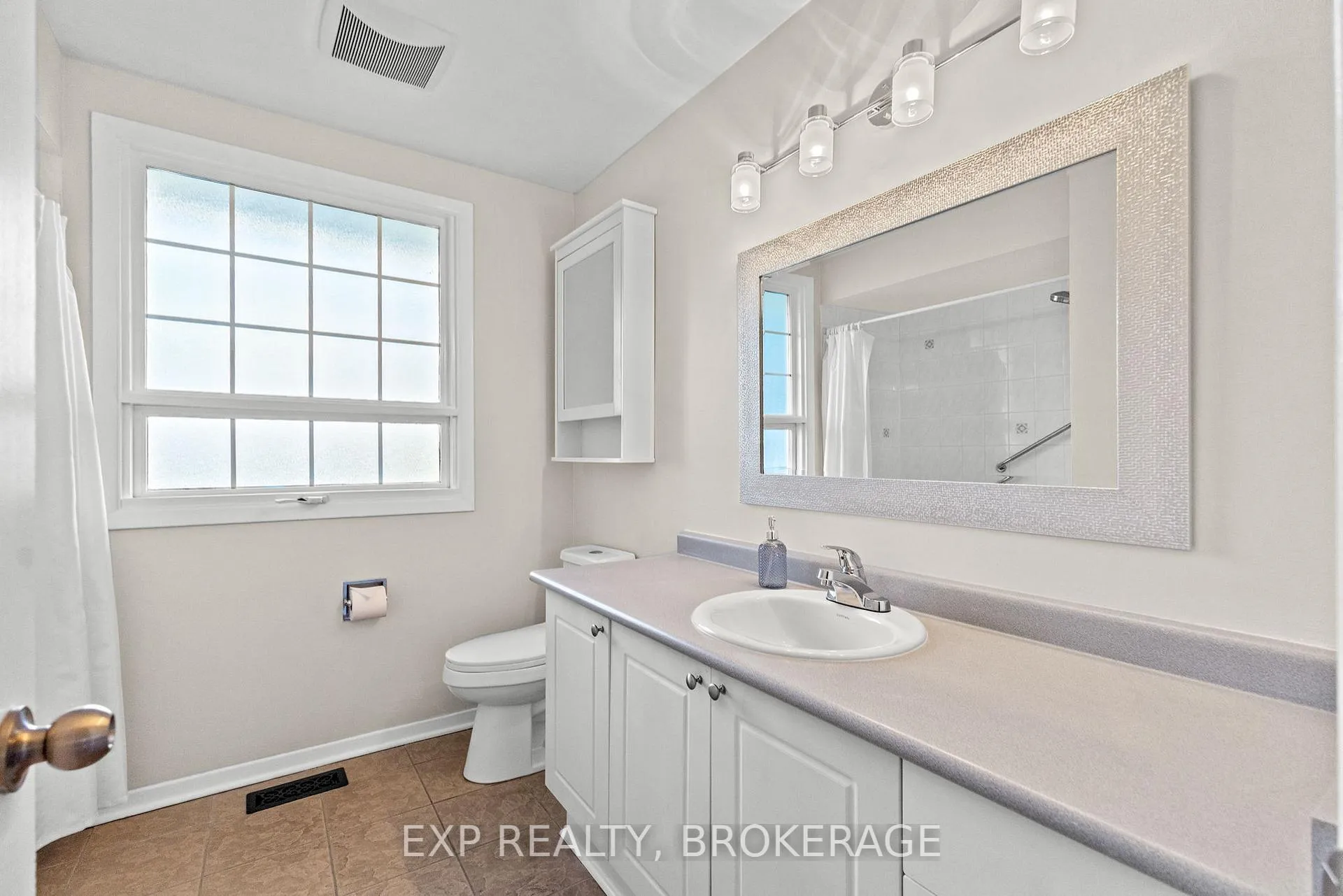 Photo 133 of 896 Walkley Road, Ottawa, Riverside Park South — HOMEH