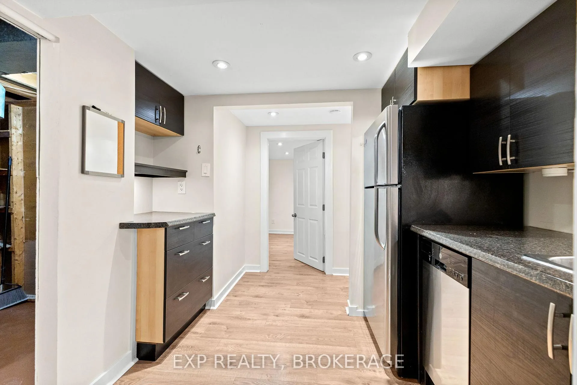 Photo 225 of 896 Walkley Road, Ottawa, Riverside Park South — HOMEH