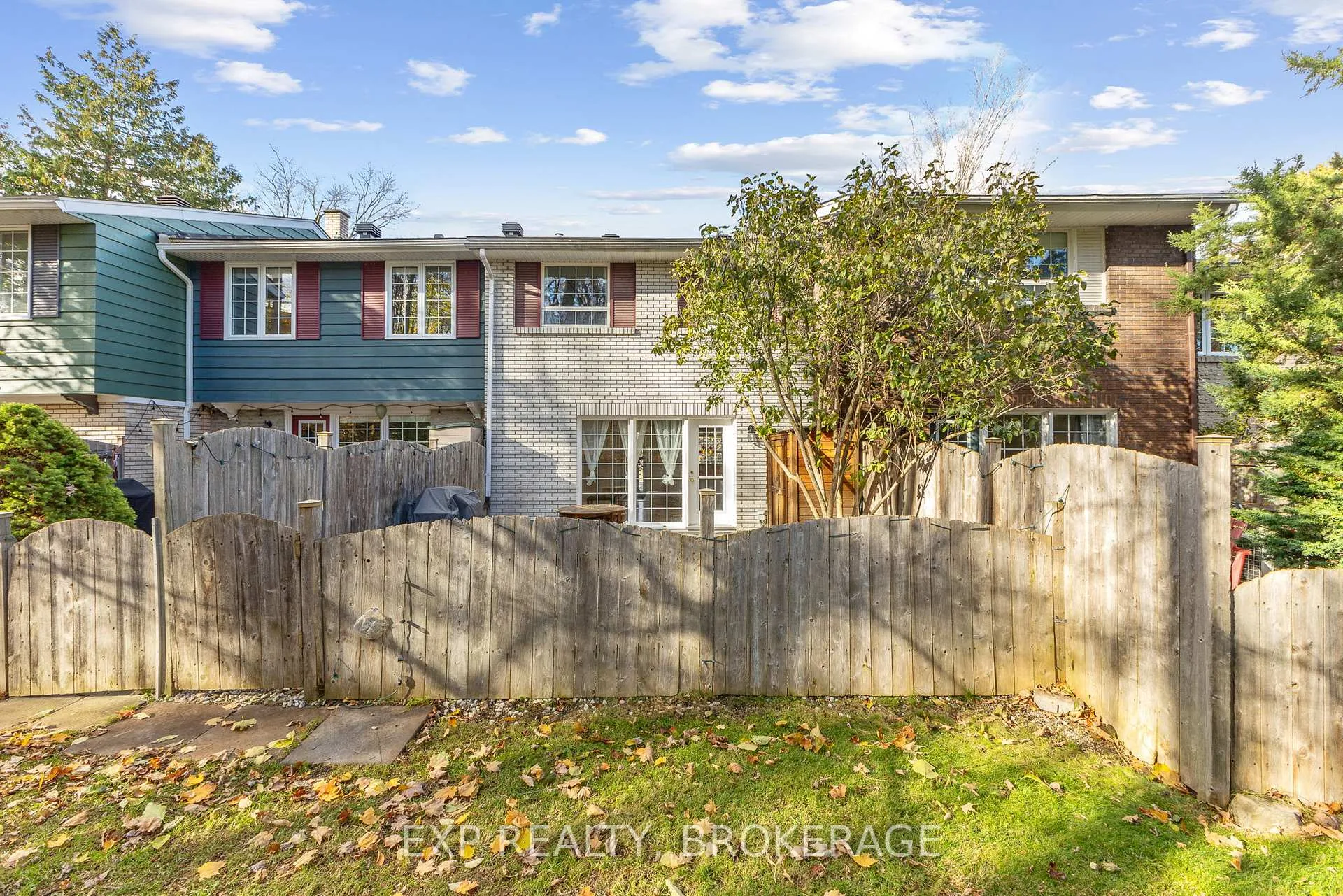 Photo 279 of 896 Walkley Road, Ottawa, Riverside Park South — HOMEH