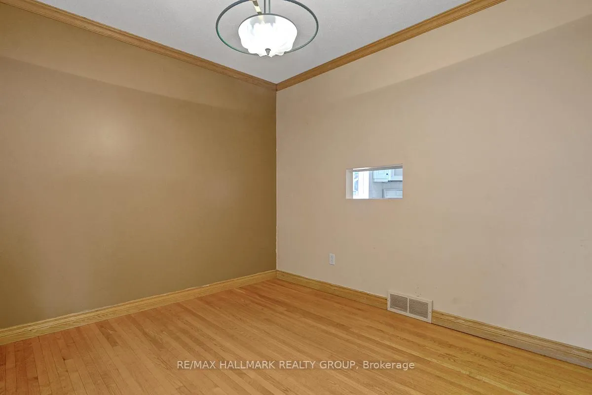 Photo 73 of 2149 Hubbard Crescent, Ottawa, Beacon Hill North — HOMEH