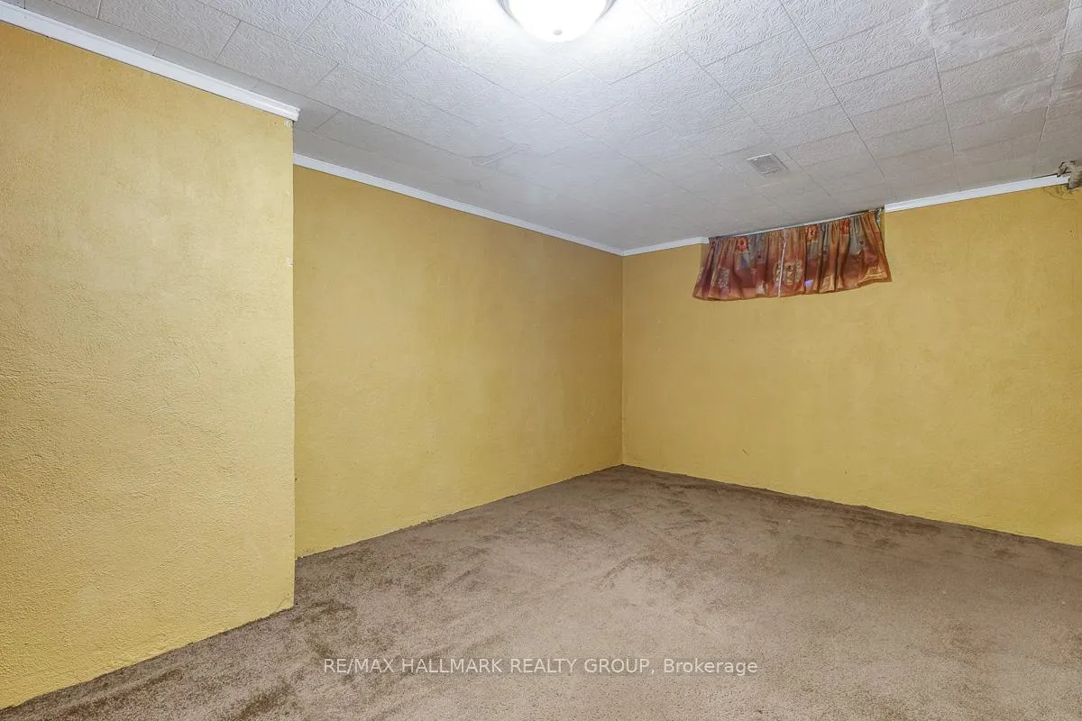 Photo 236 of 2149 Hubbard Crescent, Ottawa, Beacon Hill North — HOMEH