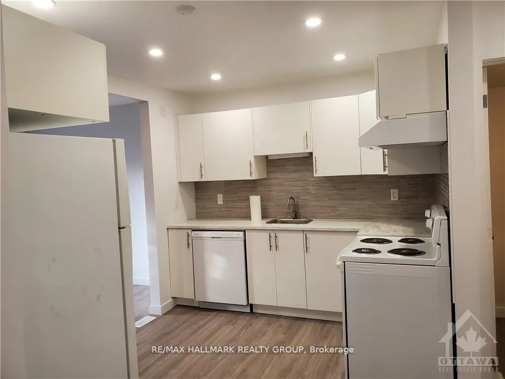 Photo 29 of 12 Tybalt Crescent, Ottawa, Westcliffe Estates — HOMEH