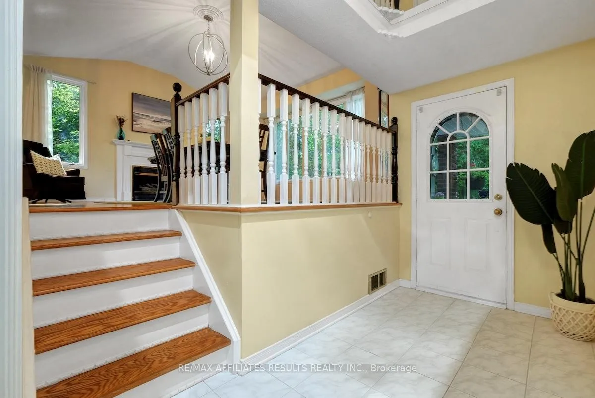 Photo 18 of 2 Wedgewood Crescent, Ottawa, Blackburn Hamlet — HOMEH